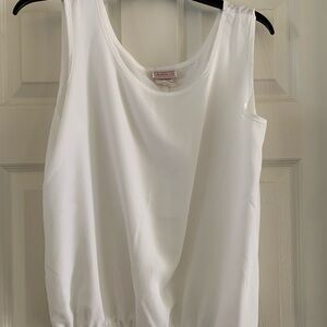 LAUREN LEE White Scoop Neck Sleeveless Tank